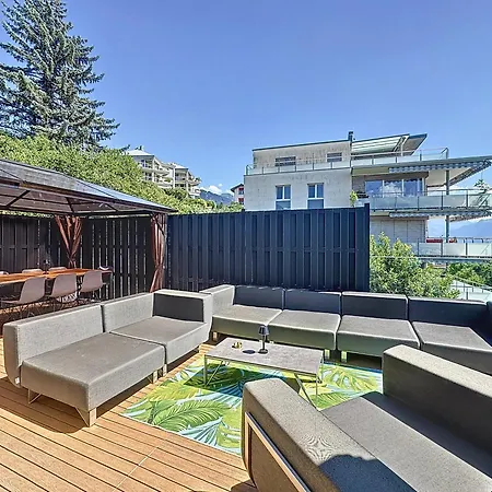 Riviera House Montreux, Un Lieu Magique ! *